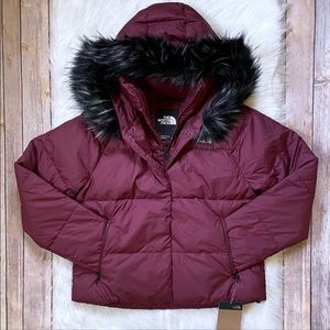 The North Face Crop Puffer Coat